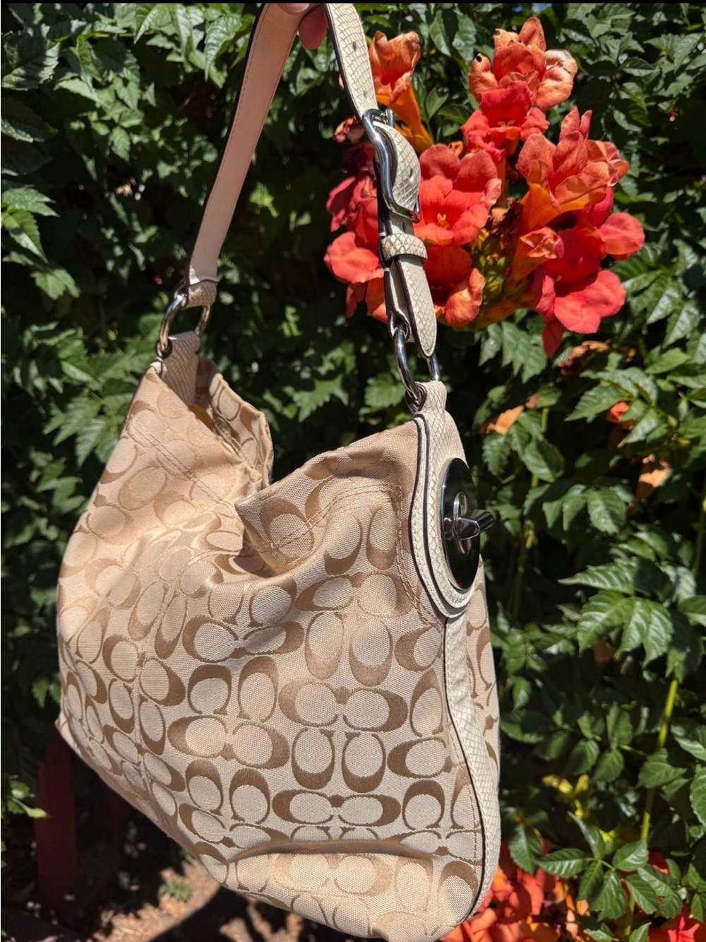 Vintage Coach Signature Hobo Shoulder Bag